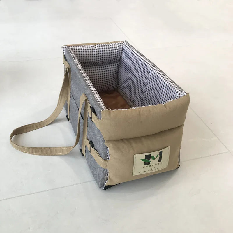 Portable Car Safety Pet Seat for Small Dogs Cat Travel Central Control Cat DogBed Transport Dog Carrier Protector Dog Bags